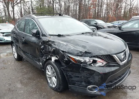 2019 Nissan Rogue Sport Sv z USA, uszkodzony, nr VIN JN1BJ1CR2KW321191